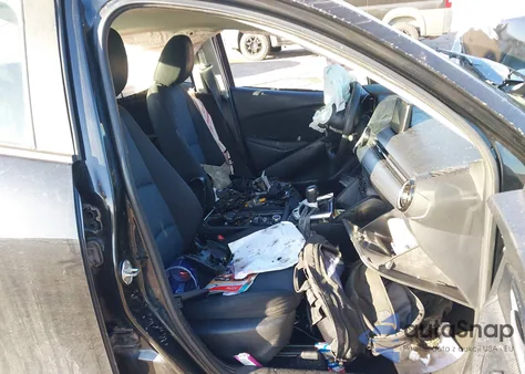 2019 Toyota Yaris Le из США, поврежденный, VIN 3MYDLBYV6KY507094